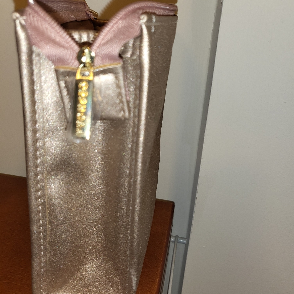 Makeup bag - Picture 5 of 7